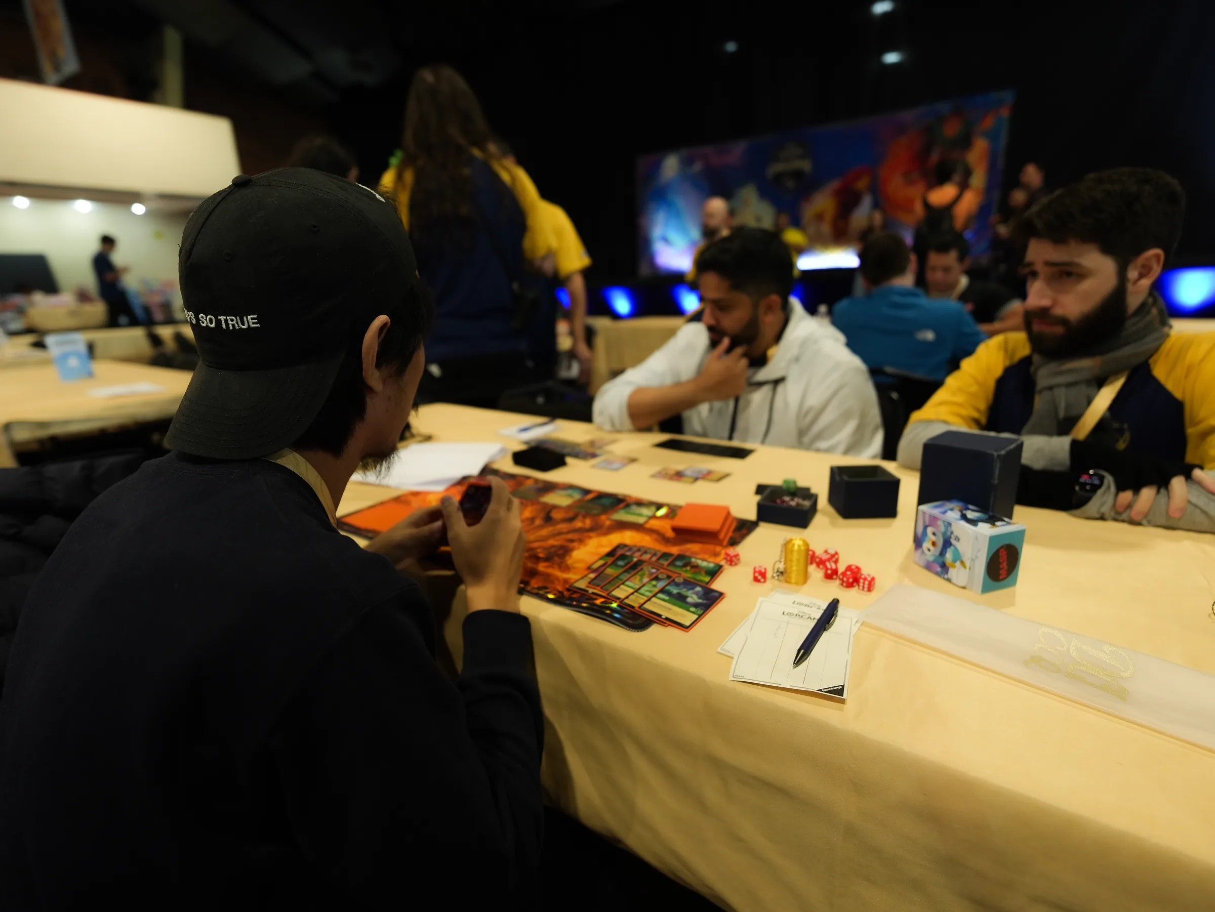 Bastidores da produção Disney Lorcana Challenge — Susto Produtora
